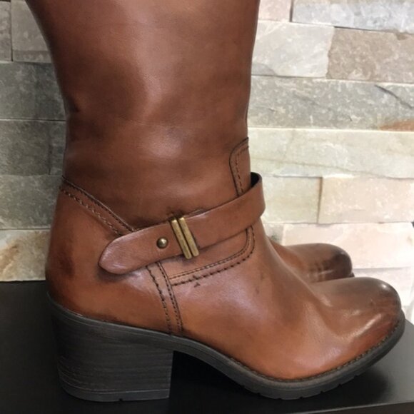 Clarks Maymie Stellar Knee High Boot (22) - Picture 11 of 13